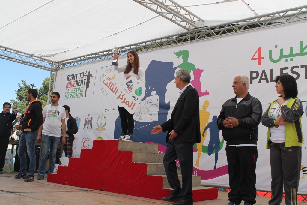 رئيسة بلدية بيت لحم تُطلق ماراثون فلسطين الرابع وتشارك عن فئة 10 كيلومتر للمطالبة بحق المرأة بالميراث  