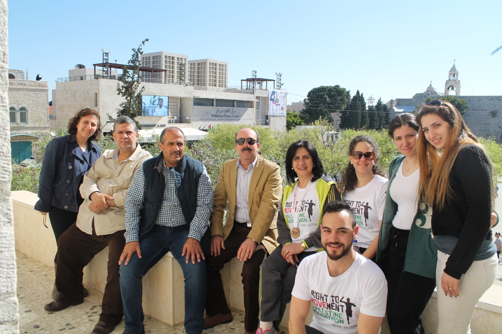 رئيسة بلدية بيت لحم تُطلق ماراثون فلسطين الرابع وتشارك عن فئة 10 كيلومتر للمطالبة بحق المرأة بالميراث  