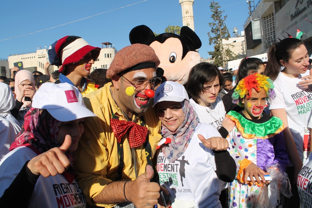 رئيسة بلدية بيت لحم تُطلق ماراثون فلسطين الرابع وتشارك عن فئة 10 كيلومتر للمطالبة بحق المرأة بالميراث  