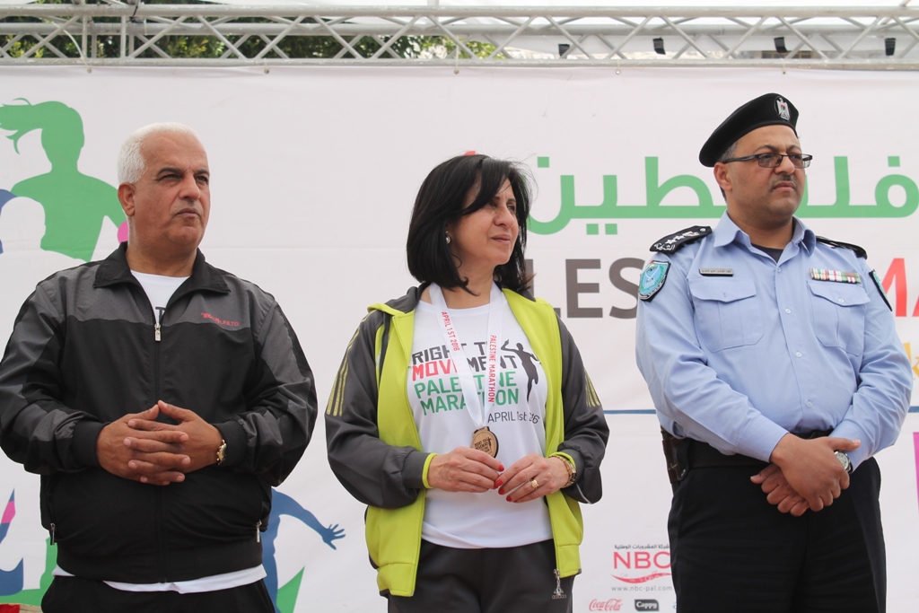 رئيسة بلدية بيت لحم تُطلق ماراثون فلسطين الرابع وتشارك عن فئة 10 كيلومتر للمطالبة بحق المرأة بالميراث  