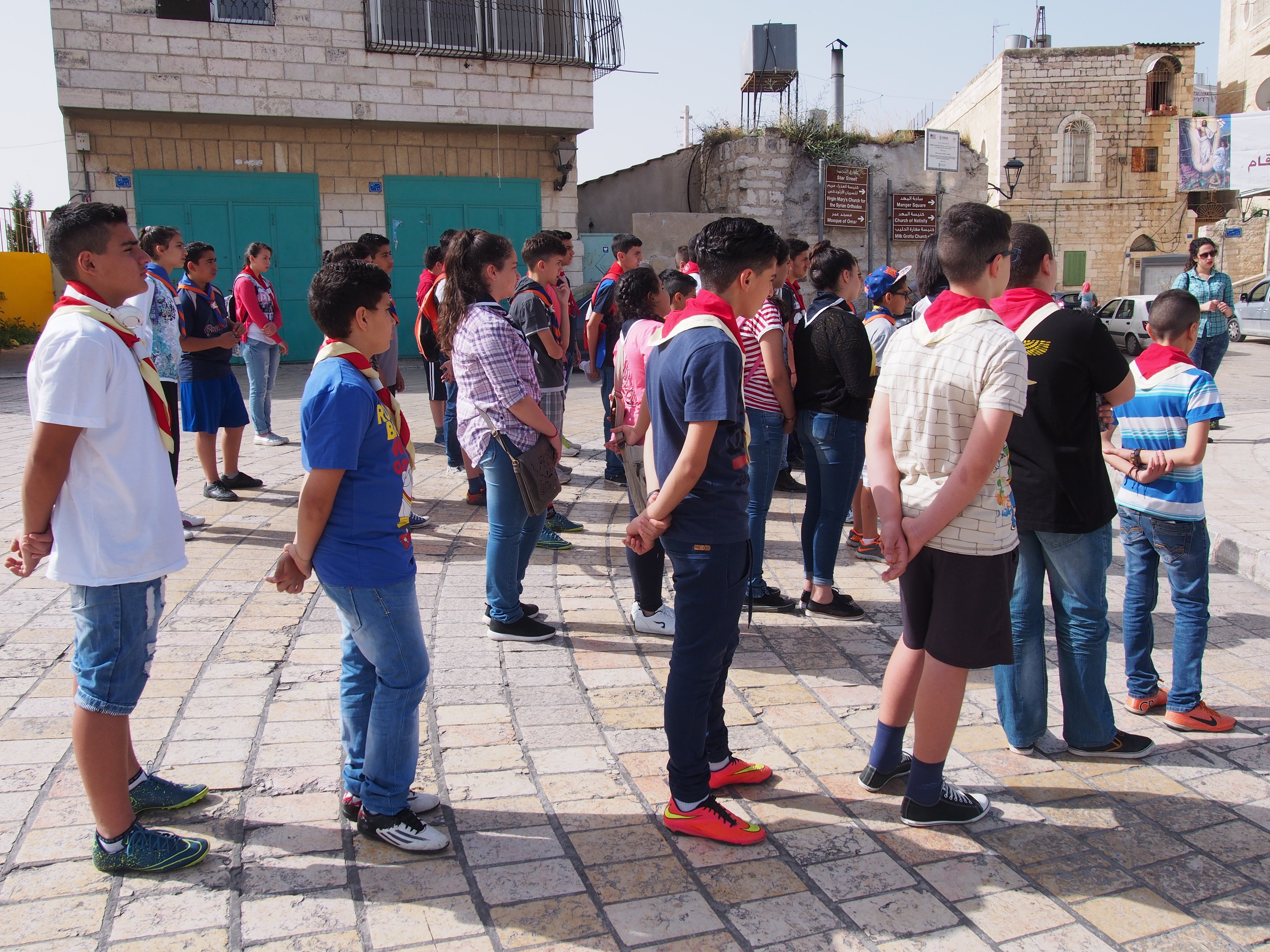 نشاط فصحي في شوارع بيت لحم القديمة للتعرف على تاريخ وأصالة المواقع التراثية والتاريخية 