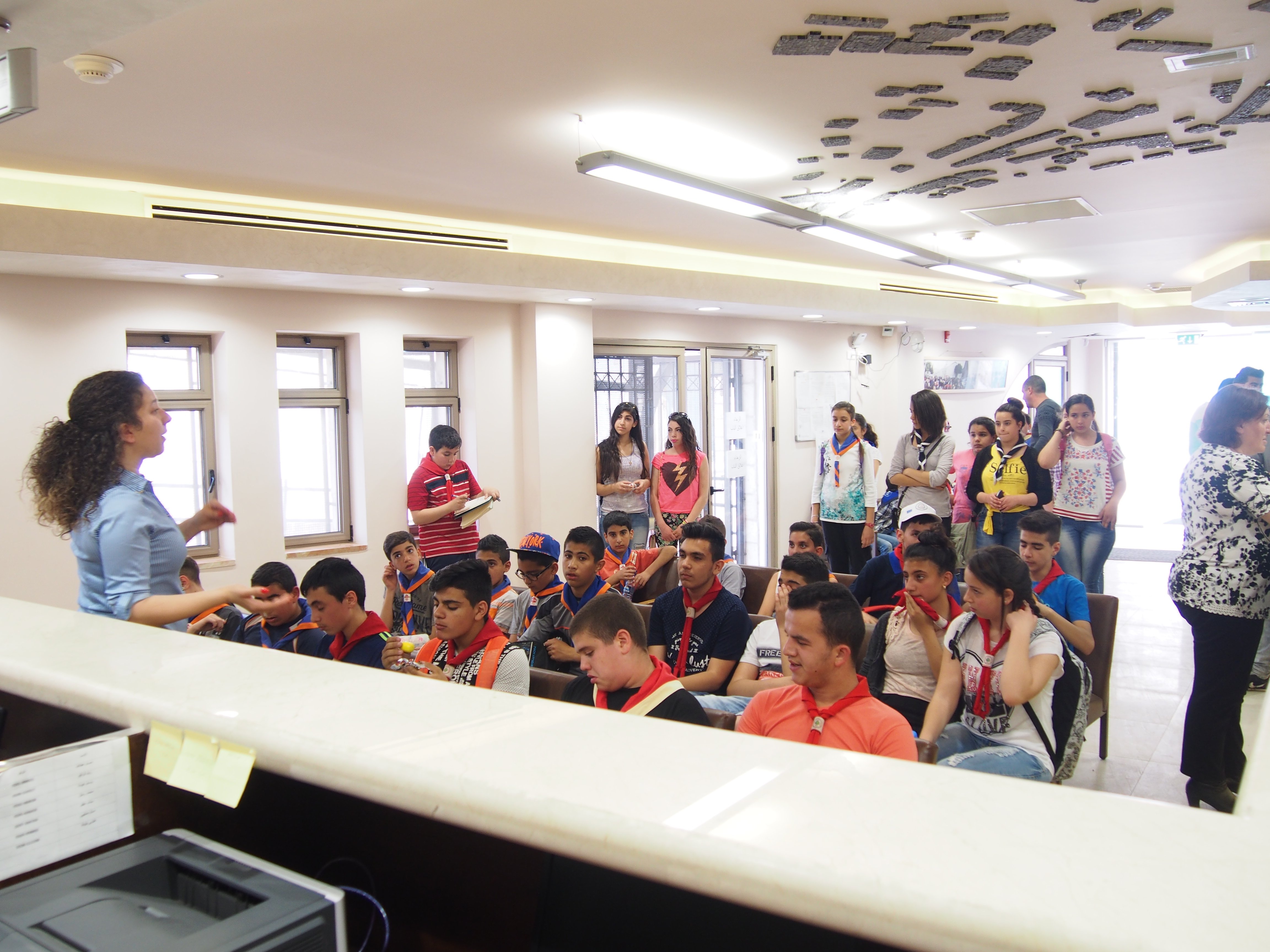 نشاط فصحي في شوارع بيت لحم القديمة للتعرف على تاريخ وأصالة المواقع التراثية والتاريخية 