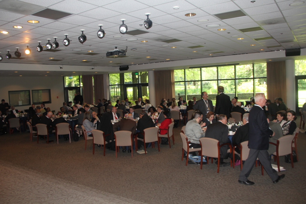 رئيسة بلدية بيت لحم تشارك في مؤتمر الكنائس العام في أتلانتا الأمريكية وتنقل واقع بيت لحم المحاصرة