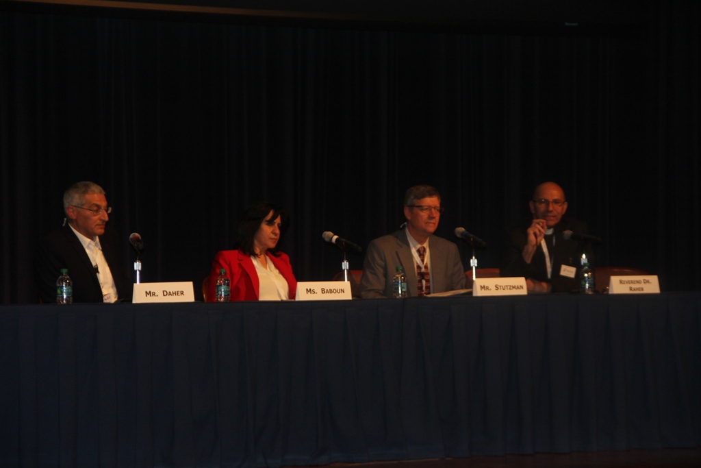 رئيسة بلدية بيت لحم تشارك في مؤتمر الكنائس العام في أتلانتا الأمريكية وتنقل واقع بيت لحم المحاصرة