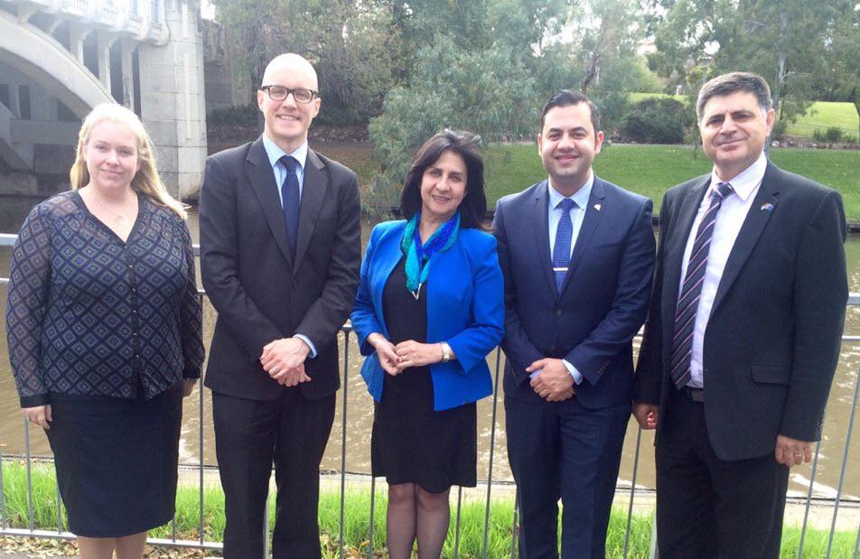 في زيارتها إلى أستراليا بابون تنقل واقع بيت لحم وتلتقي بعدد من الشخصيات الأسترالية والفلسطينية