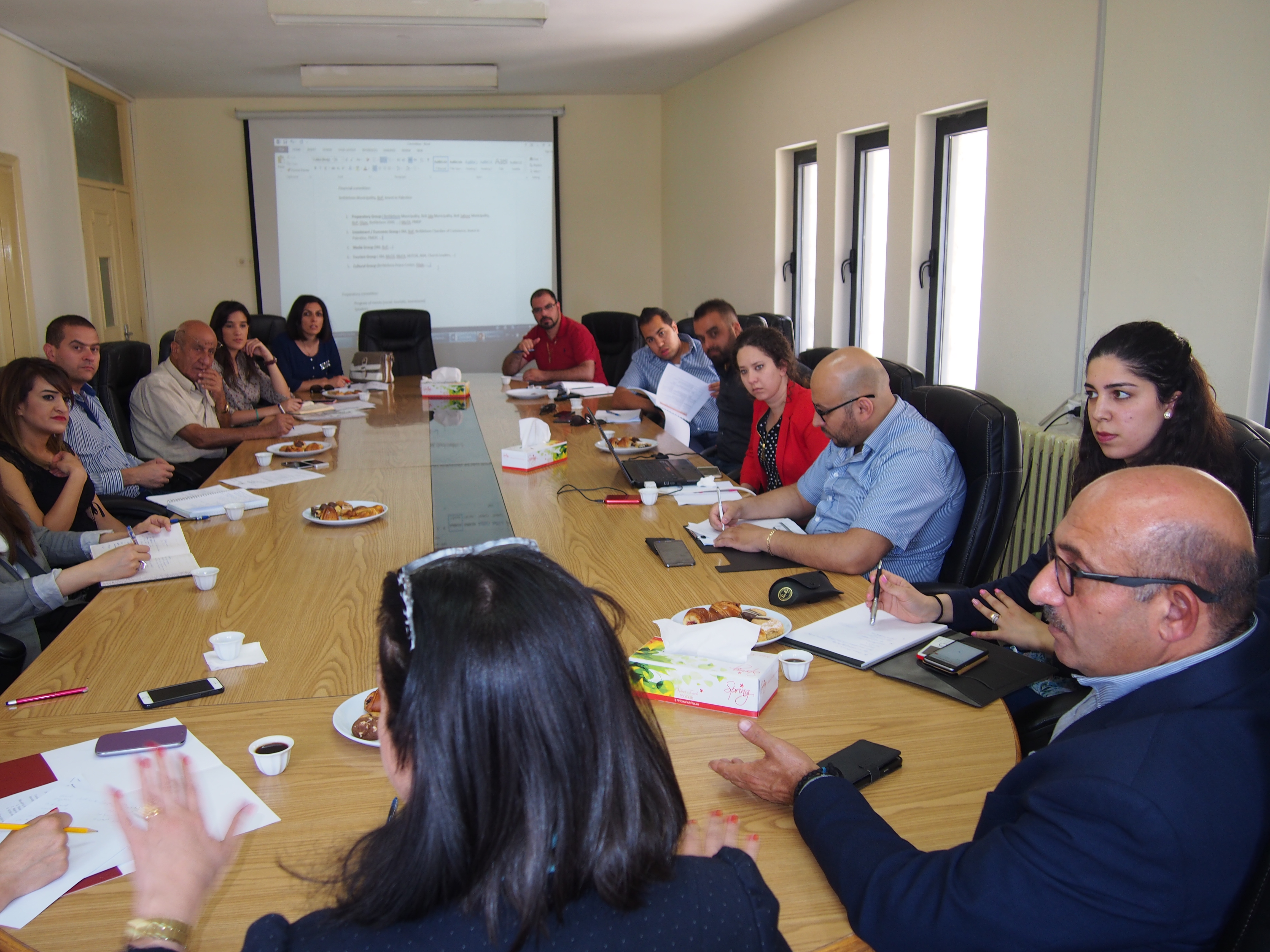 بحضور رئيسي بلديتي بيت لحم وبيت جالا اللجنة التحضيرية تستكمل تحضيراتها لمؤتمر مغتربي أبناء محافظة بيت لحم