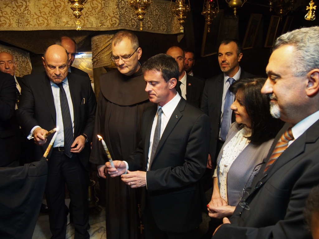 رئيسة بلدية بيت لحم تشارك في إستقبال رئيس الوزراء الفرنسي وترافقه في جولته 