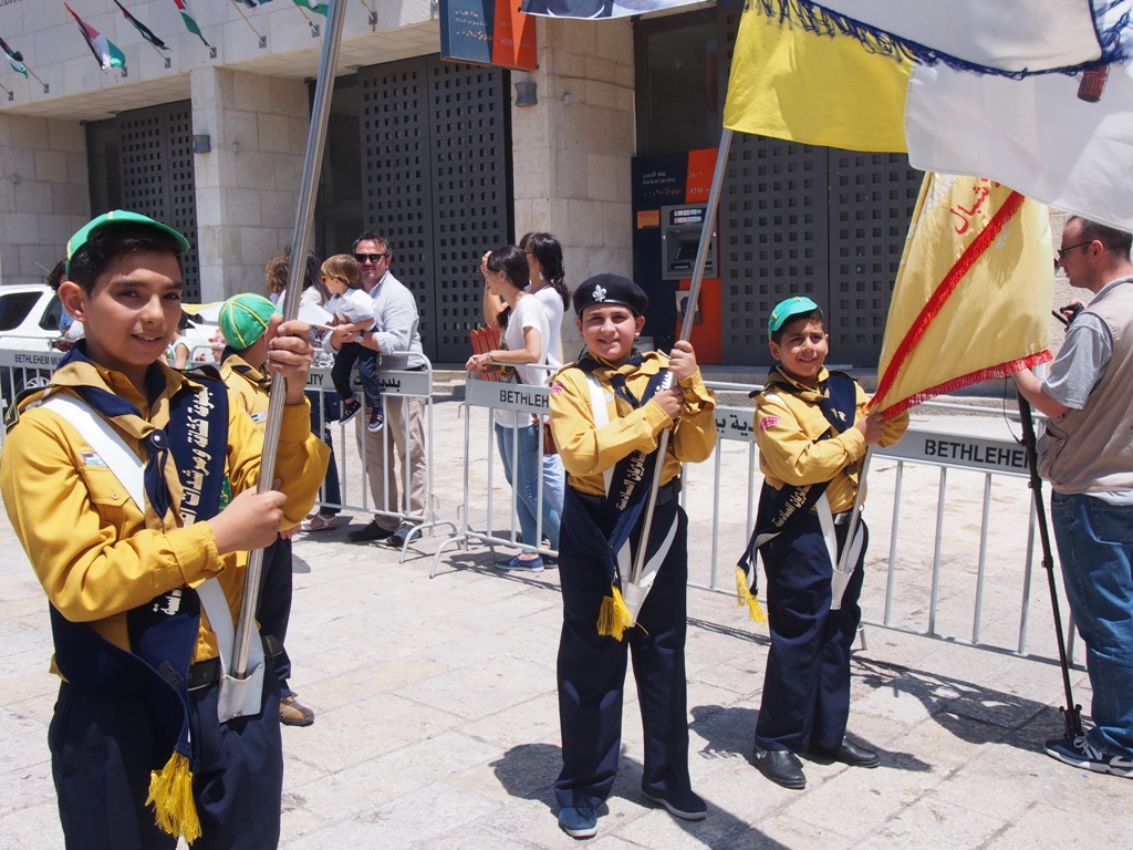 رئيسة وأعضاء المجلس البلدي في بيت لحم يشاركون في إستقبال حارس الأراضي المقدسة الجديد 