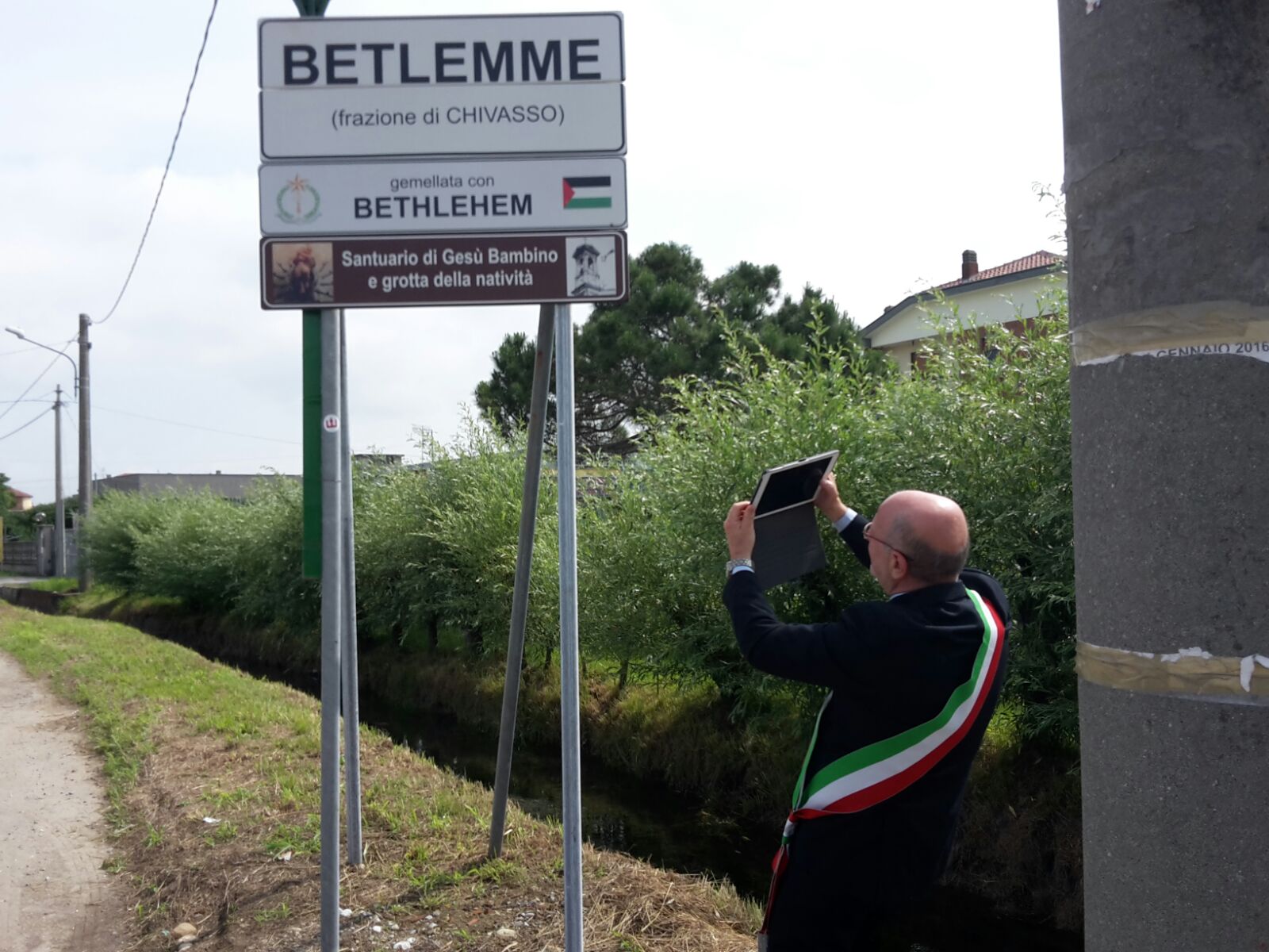 بابون تزور كيفاسو  بهدف توقيع وثيقة اعلان النوايا لتوقيع توأمة  والفاتيكان بهدف إستعراض المرحلة الثالثة من مراحل ترميم كنيسة المهد واللقاء بالوزير غاليغر