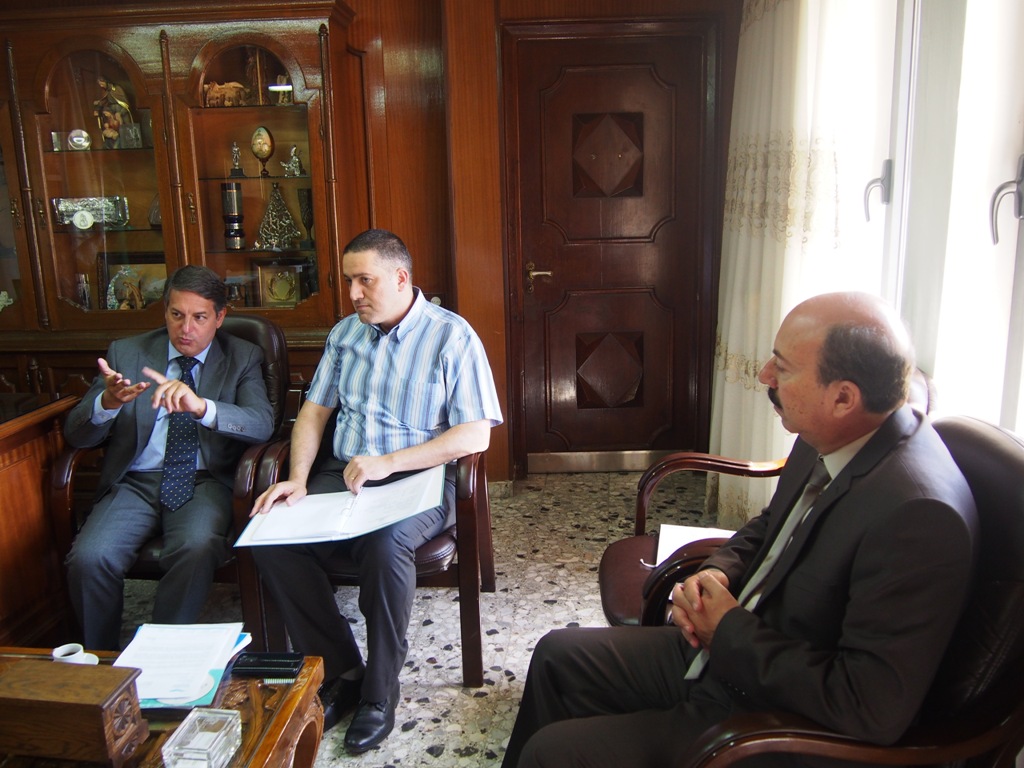 رئيسة بلدية بيت لحم تستقبل ممثل البرتغال في فلسطين وتطلعه على تحضيرات مؤتمر المغتربين وتؤكد على أهمية إنشاء علاقة ثلاثية بين بيت لحم ولورد وفاطمة