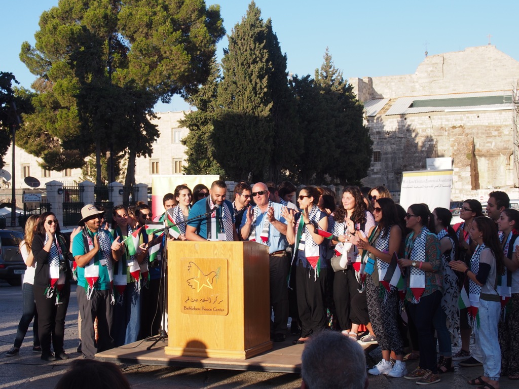  رئيسة بلدية بيت لحم تشارك في إستقبال مغتربي فلسطين الشباب ضمن مشروع إعرف تراثك الوطني 