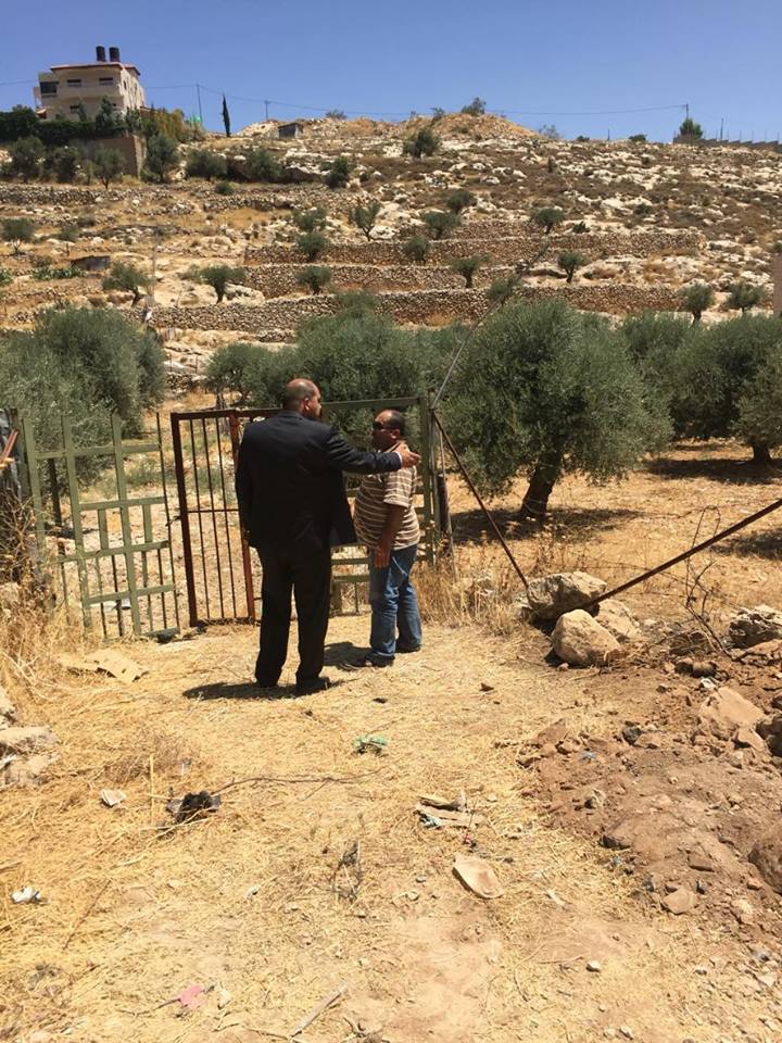 بدأ أعمال الشق والتوسعة لشارع واد مسلم 