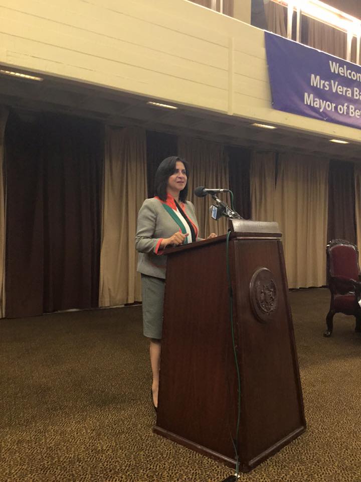 في جولتها إلى جمهورية مورشيوس  بابون تَمنح مواطنة بيت لحم الفخرية لنائب رئيس الوزراء وتحصل على مواطنة كواتر بورن الفخرية 