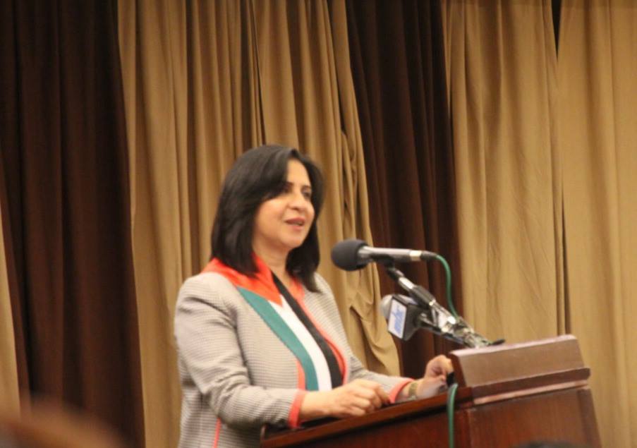 في جولتها إلى جمهورية مورشيوس  بابون تَمنح مواطنة بيت لحم الفخرية لنائب رئيس الوزراء وتحصل على مواطنة كواتر بورن الفخرية 