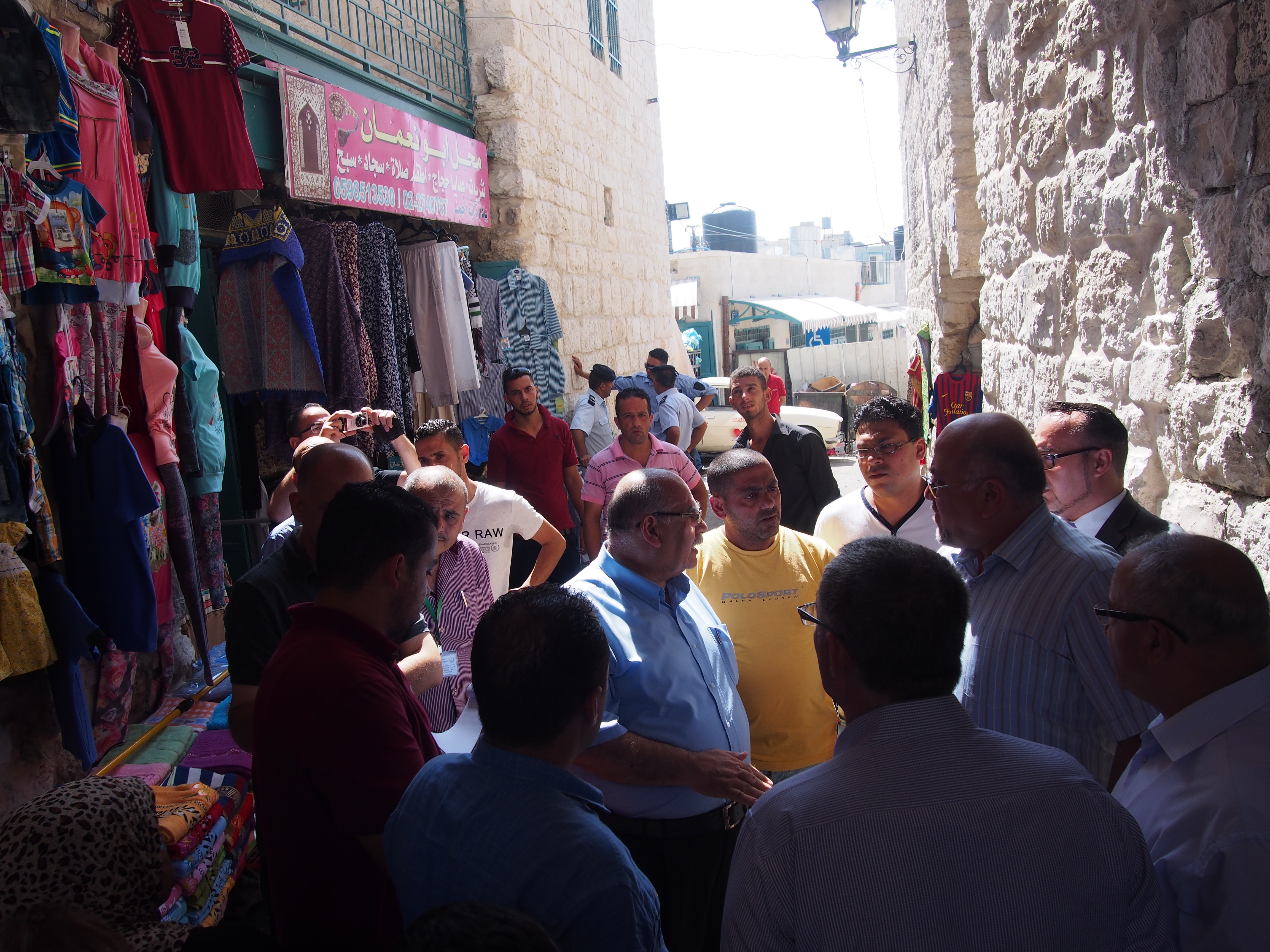 بلدية بيت لحم تبدي ملاحظاتها الهندسية لمؤسسة أنيرا حول المرحلة الثانية من مشروع إعادة تأهيل سوق بيت لحم القديم 