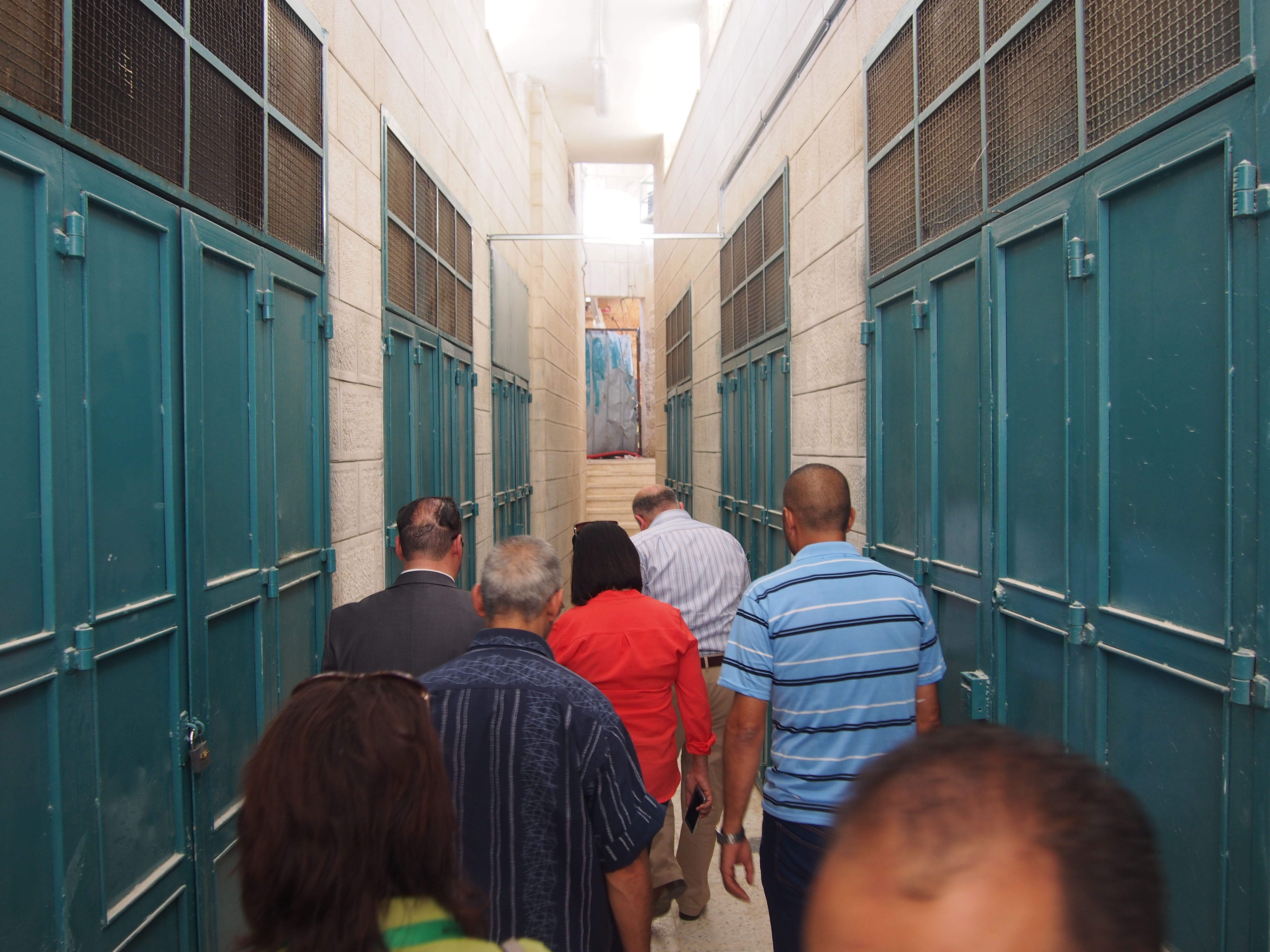 بلدية بيت لحم تبدي ملاحظاتها الهندسية لمؤسسة أنيرا حول المرحلة الثانية من مشروع إعادة تأهيل سوق بيت لحم القديم 