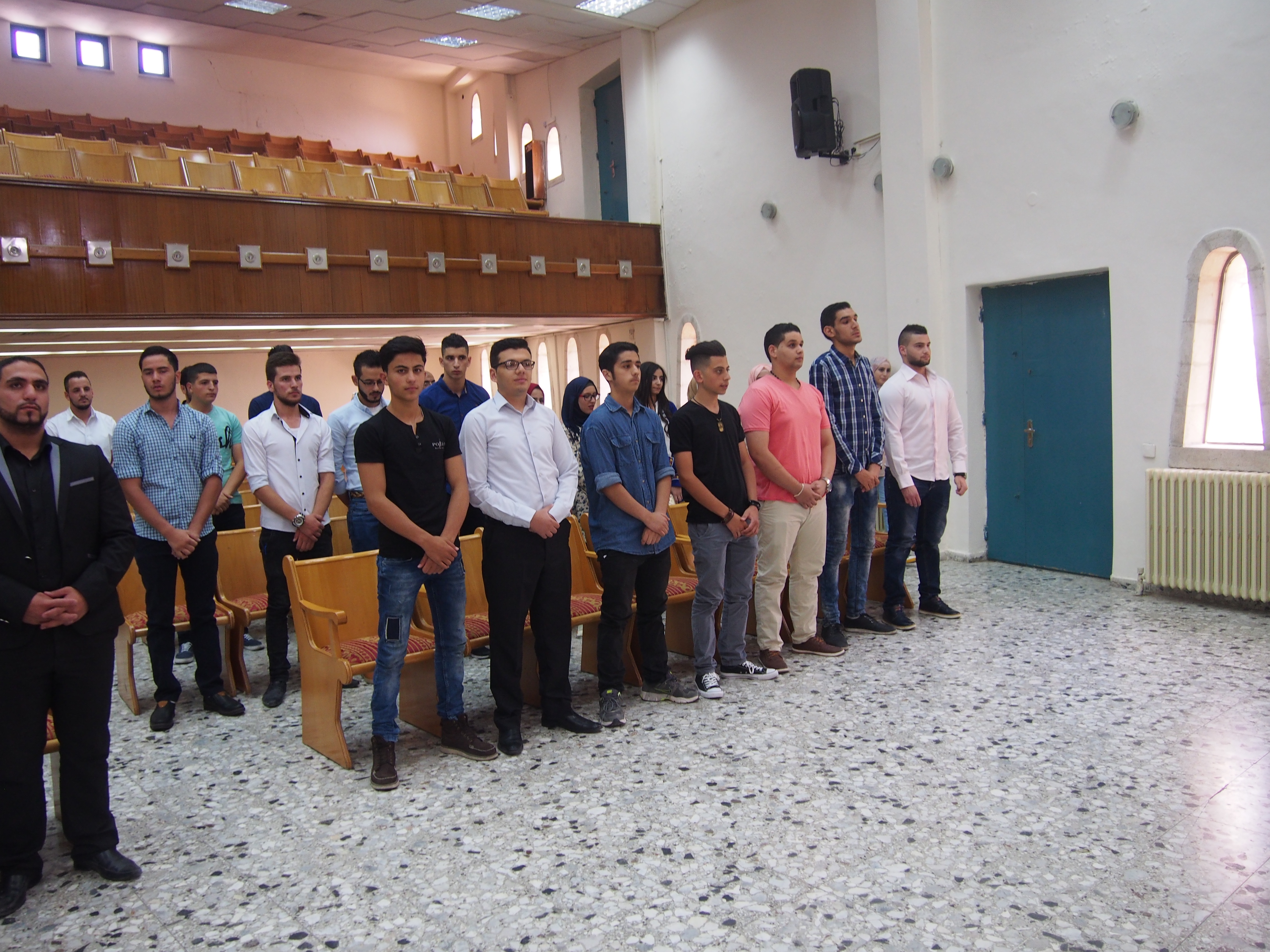 المجلس المحلي الشبابي في بيت لحم يكرم الناجحين في الثانوية العامة من أعضاء الهيئة العامة والمجلس الشبابي