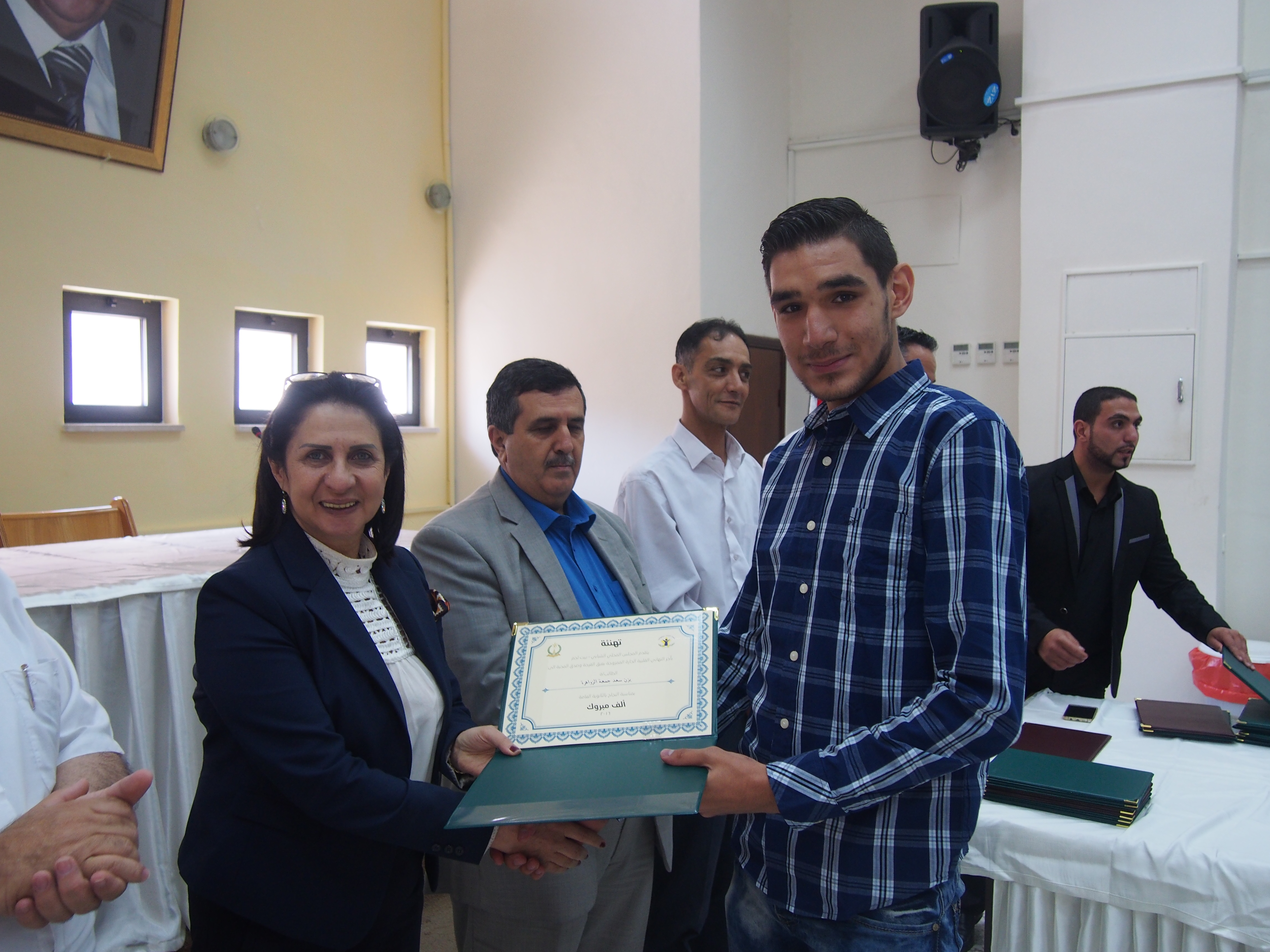 المجلس المحلي الشبابي في بيت لحم يكرم الناجحين في الثانوية العامة من أعضاء الهيئة العامة والمجلس الشبابي