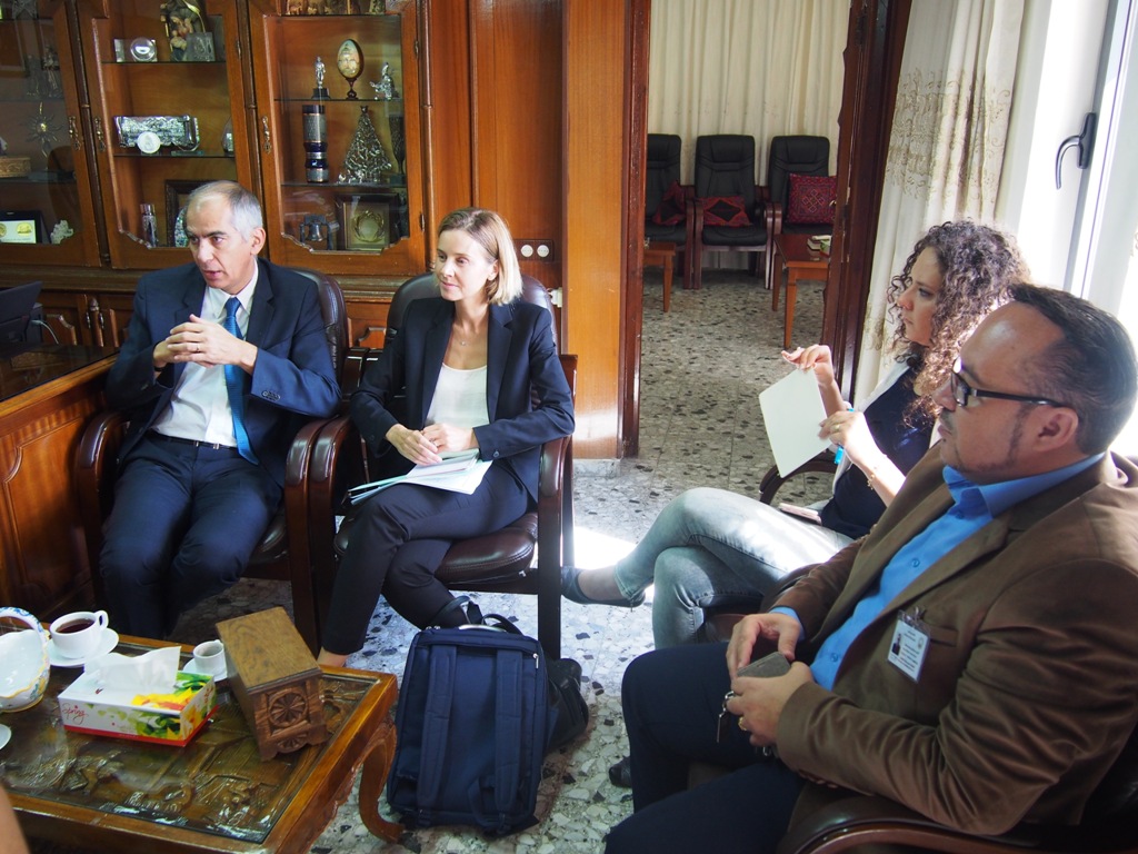 بابون تكرم القنصل الفرنسي العام ماغرو لدعمه بيت لحم 