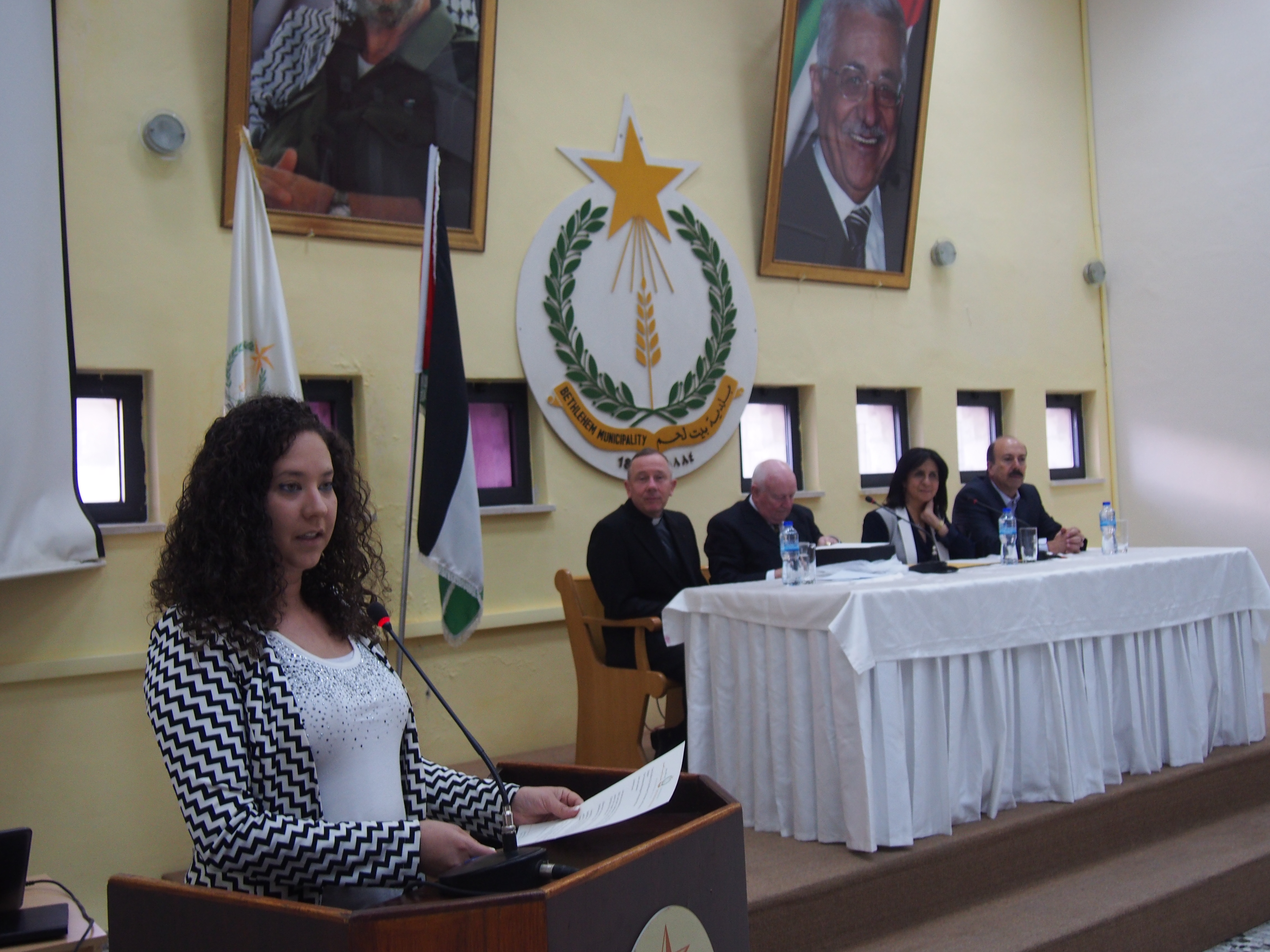 رئيسة بلدية بيت لحم تستقبل رئيس بلدية غلاسكو السابق أليكس موسين والوفد المرافق