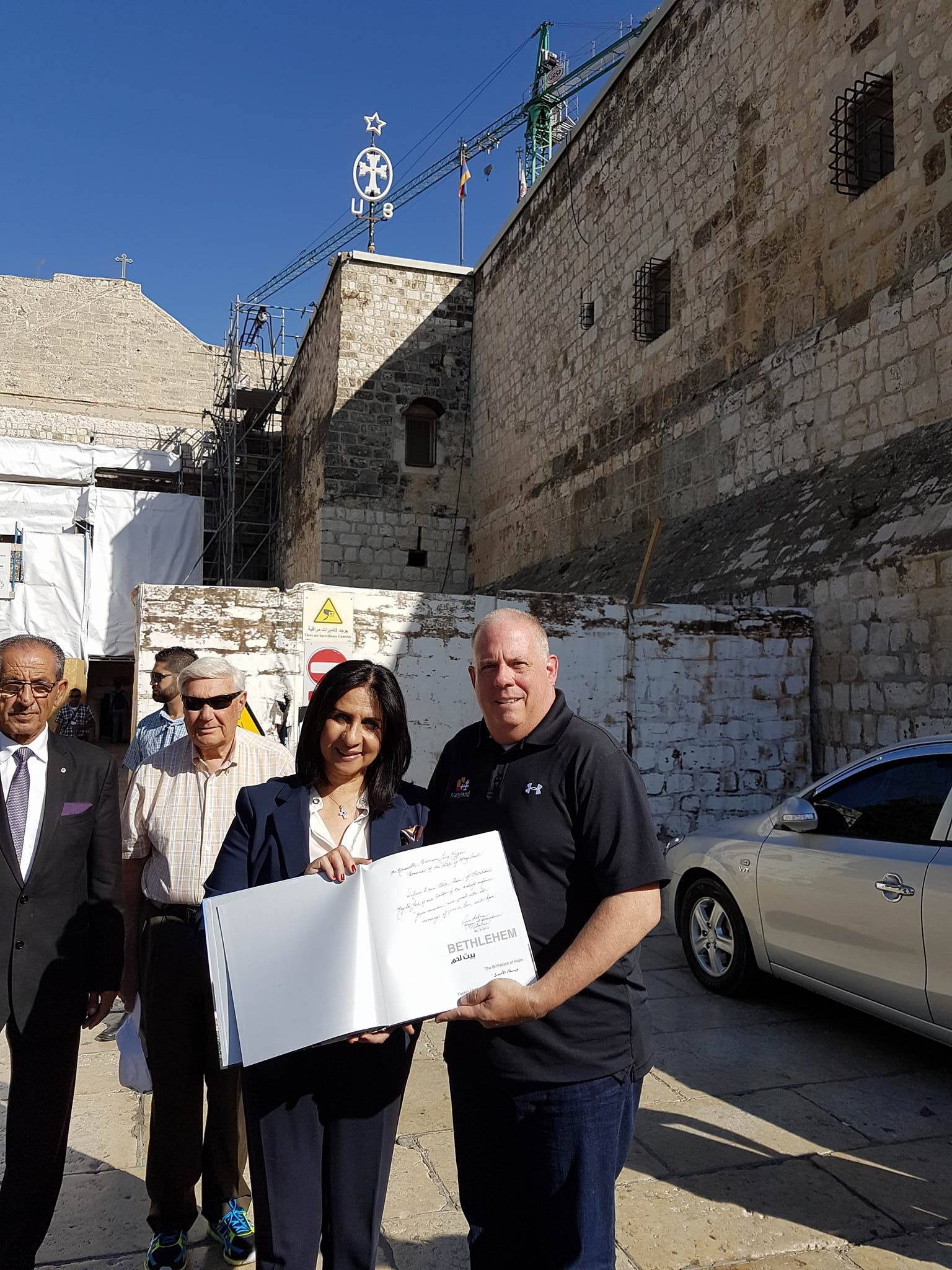 رئيسة بلدية بيت لحم الأستاذة فيرا بابون  تستقبل محافظ ميريلاند الأمريكية 