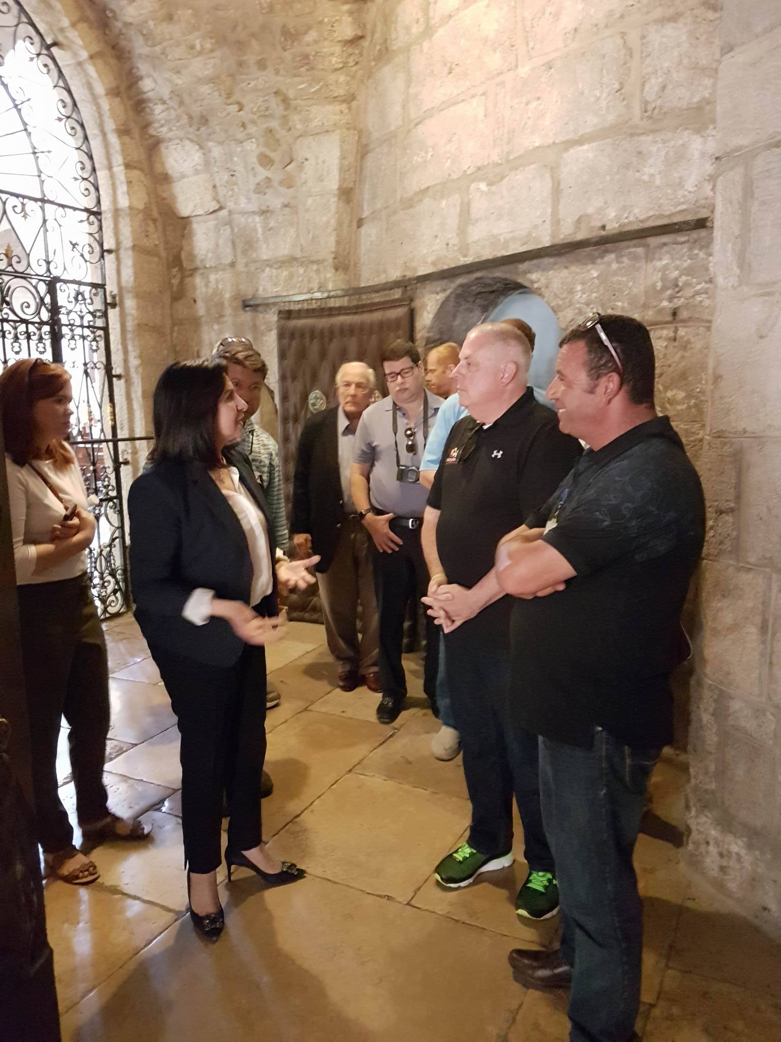 رئيسة بلدية بيت لحم الأستاذة فيرا بابون  تستقبل محافظ ميريلاند الأمريكية 