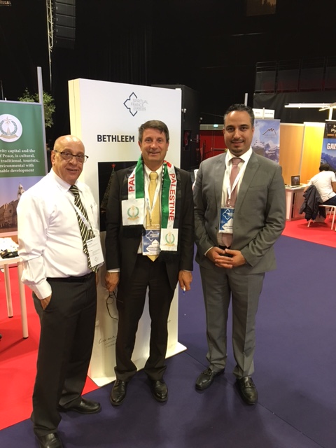 عضو مجلس بلدية بيت لحم ماهر قنواتي يشارك في مؤتمر السياحة الروحية في لورد 