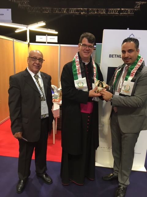 عضو مجلس بلدية بيت لحم ماهر قنواتي يشارك في مؤتمر السياحة الروحية في لورد 