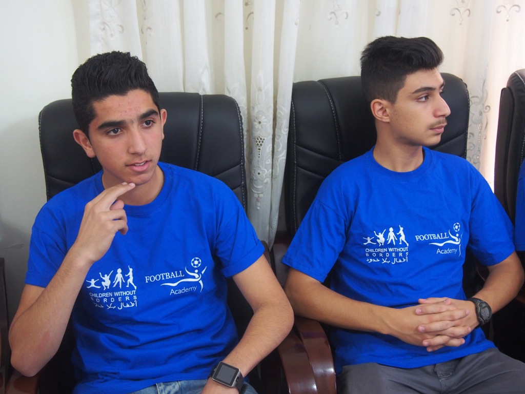 رئيسة بلدية بيت لحم تكرم  فريق نادي عاصمة الميلاد/ أكاديمية أطفال بلا حدود بمناسبة فوزهم في دوري بريشا الإيطالية المتوأمة مع بلدية بيت لحم 