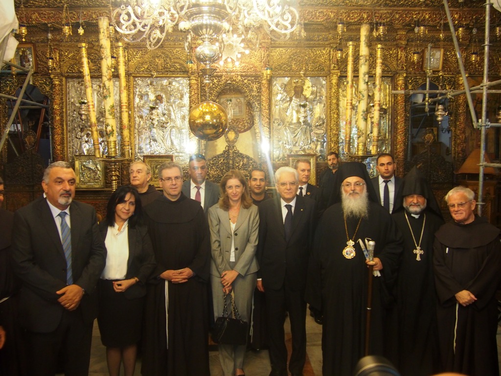 رئيسة بلدية بيت لحم تشارك في إستقبال الرئيس الإيطالي وترافقه في جولته