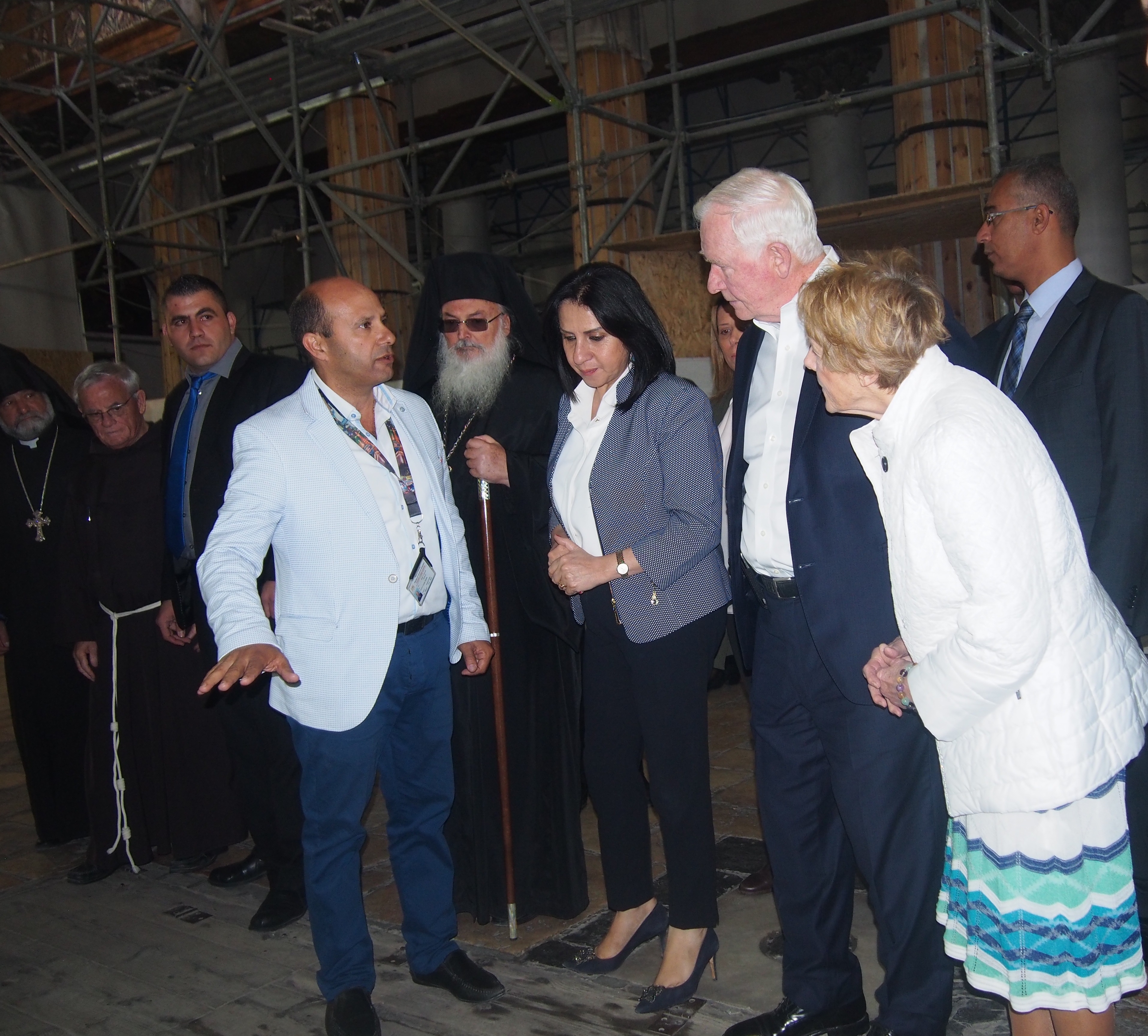 بابون تشارك في إستقبال الحاكم العام لكندا 