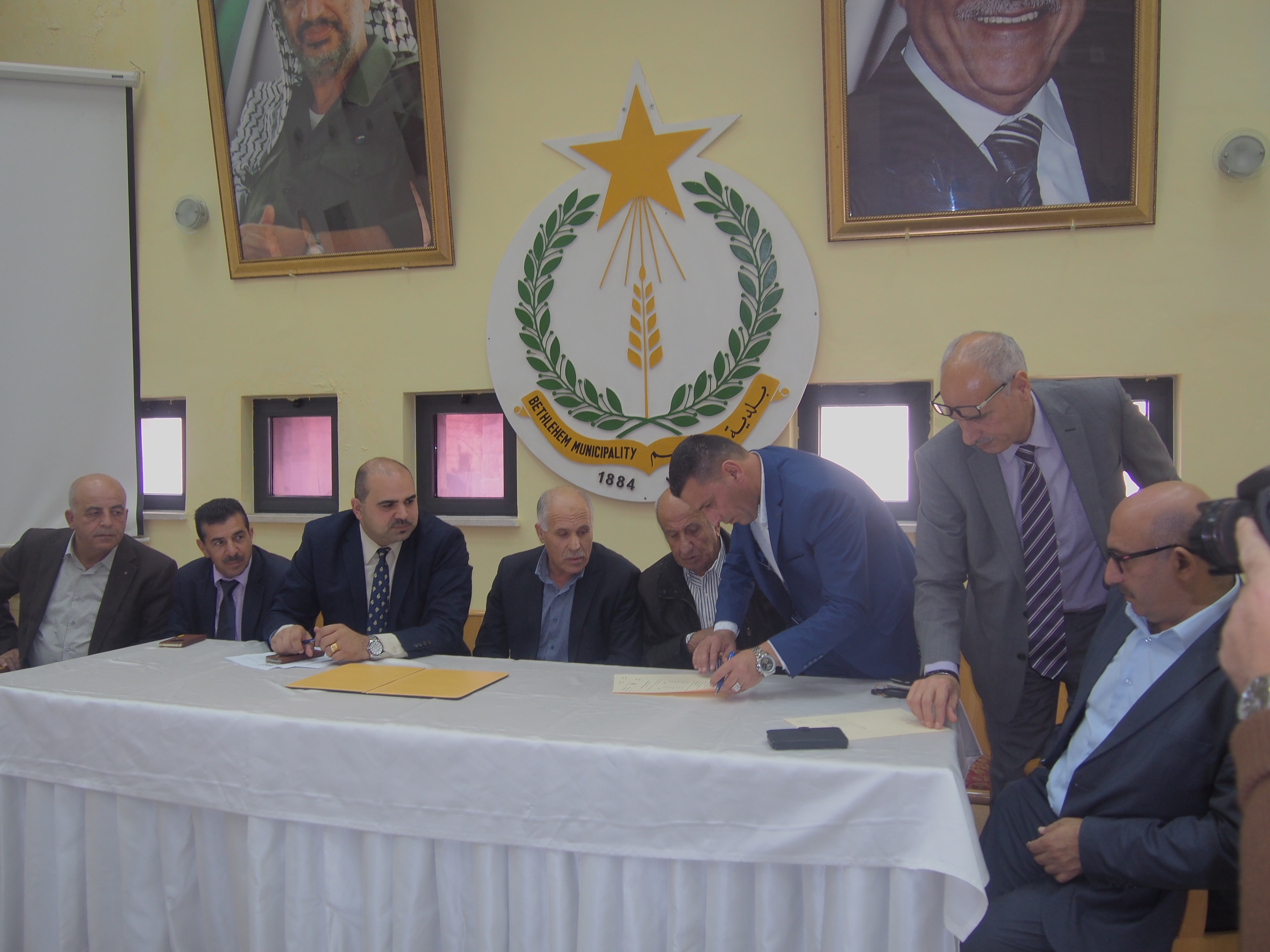 توقيع إتفاقية بين الهيئات المحلية لإنشاء مجلس الخدمات المشترك