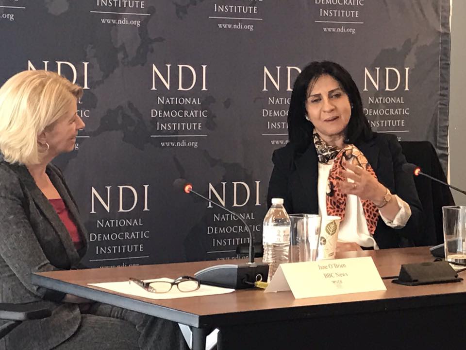 معهد الشرق الأوسط في واشنطن يمنح بابون جائزة (عصام فارس) لدورها في الدفاع عن حقوق وكرامة الشعب الفلسطيني