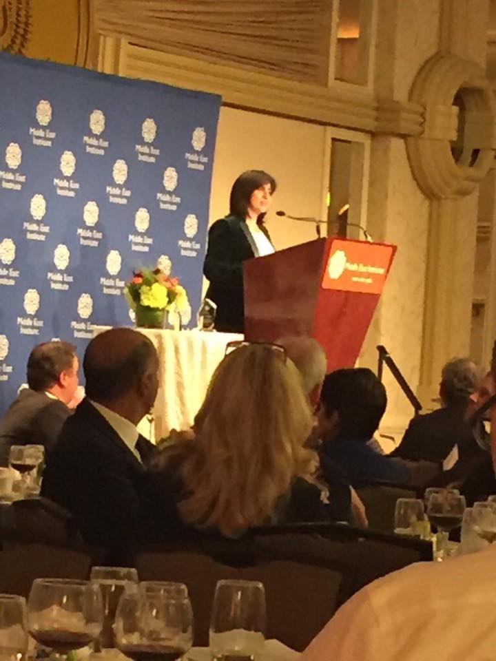 معهد الشرق الأوسط في واشنطن يمنح بابون جائزة (عصام فارس) لدورها في الدفاع عن حقوق وكرامة الشعب الفلسطيني