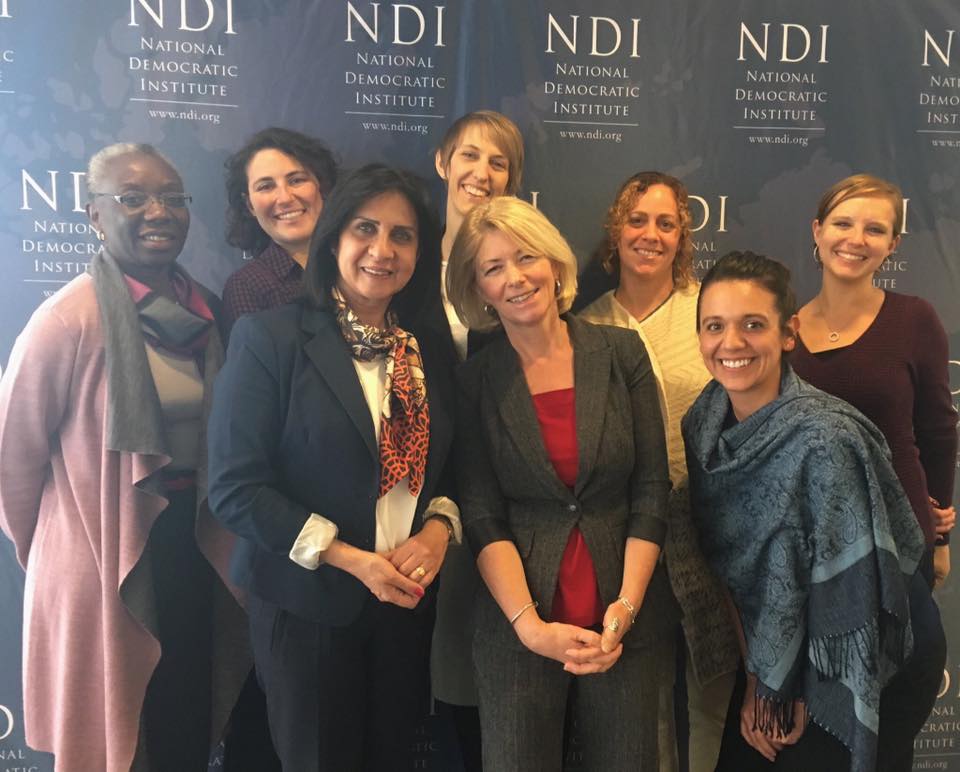 معهد الشرق الأوسط في واشنطن يمنح بابون جائزة (عصام فارس) لدورها في الدفاع عن حقوق وكرامة الشعب الفلسطيني