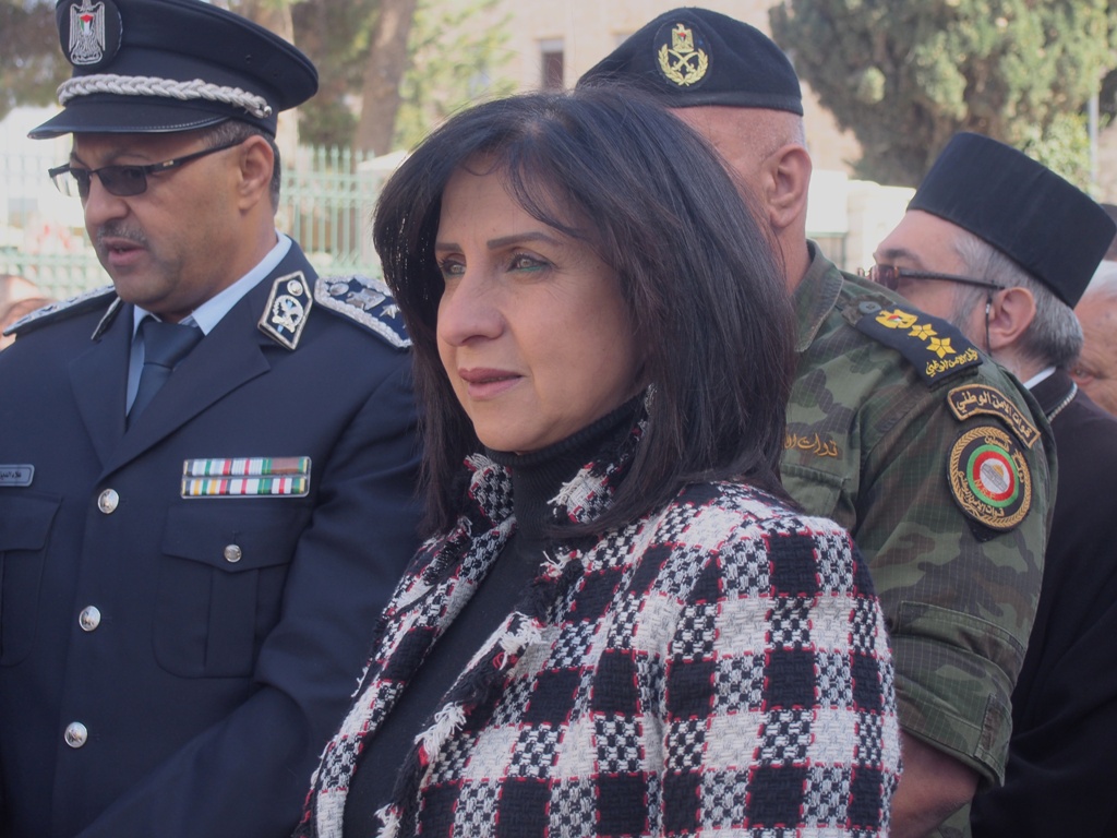 رئيسة وأعضاء بلدية بيت لحم يشاركون في إستقبال حارس الاراضي المقدسة