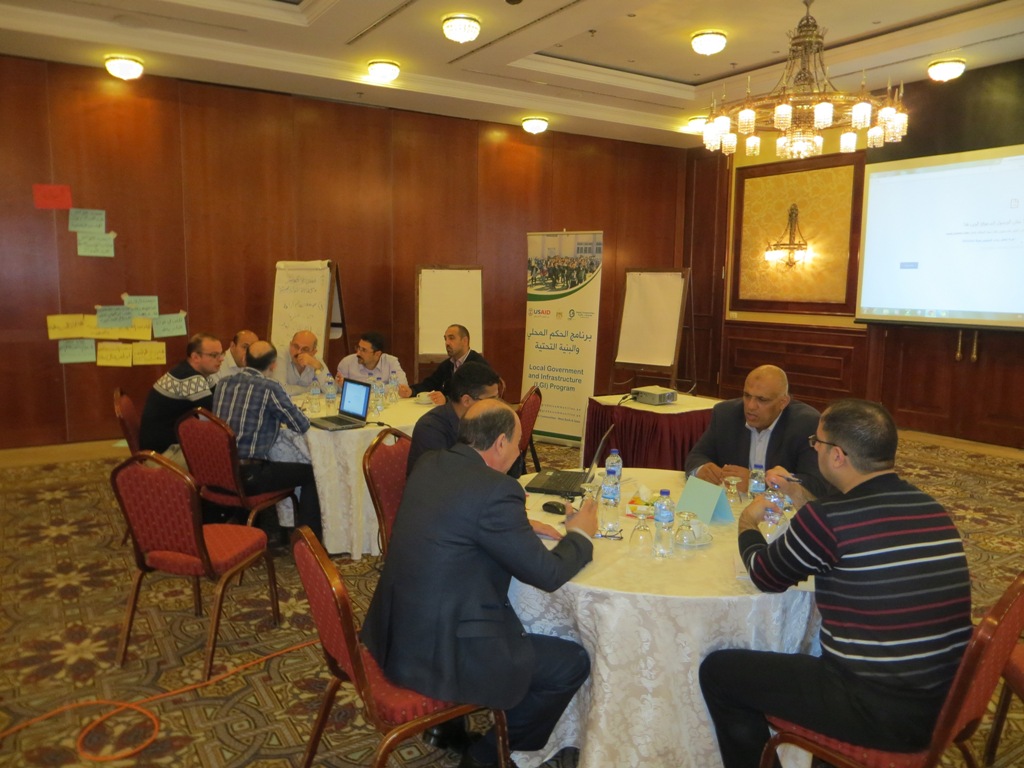 بلدية بيت لحم تعقد ورشة عمل بعنوان " تقييم الأداء والتخطيط الإستراتيجي للبلدية "