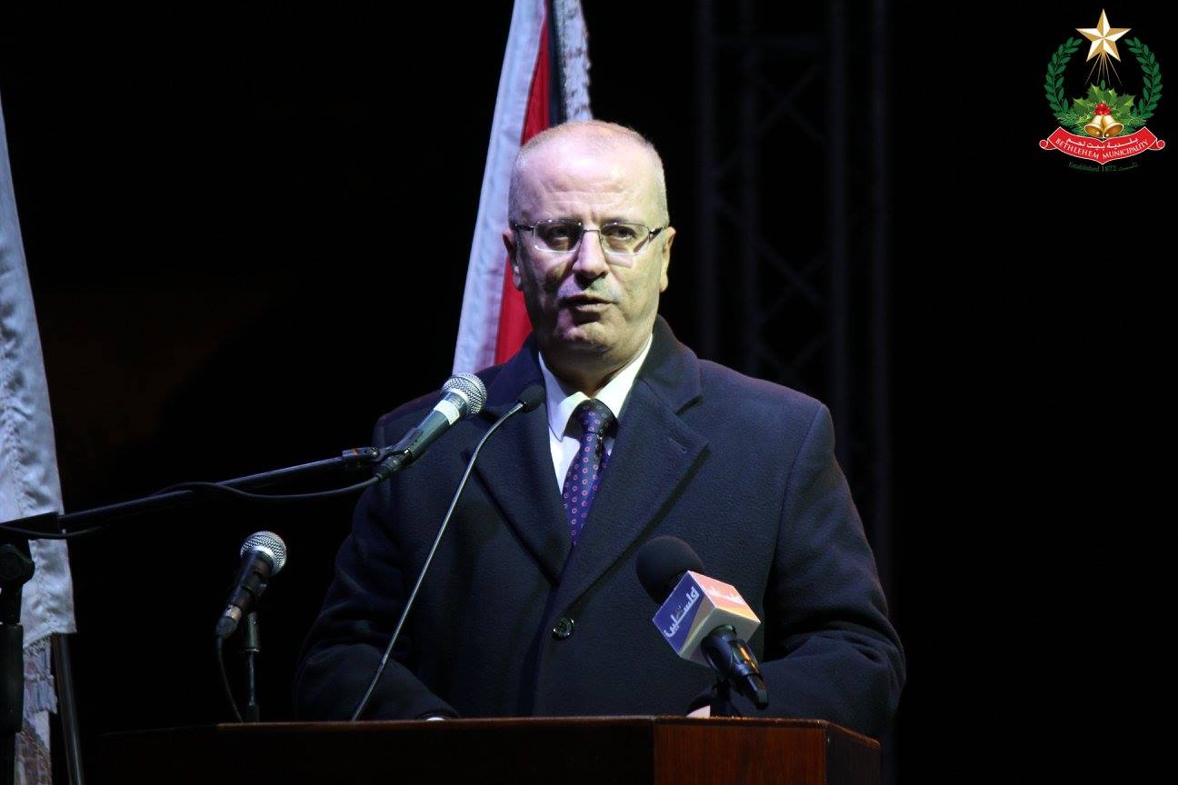 في حفل إضاءة شجرة عيد الميلاد المجيد في بيت لحم الأستاذة فيرا بابون ترفع شعار الرحمة وتؤكد على حقوق الأطفال