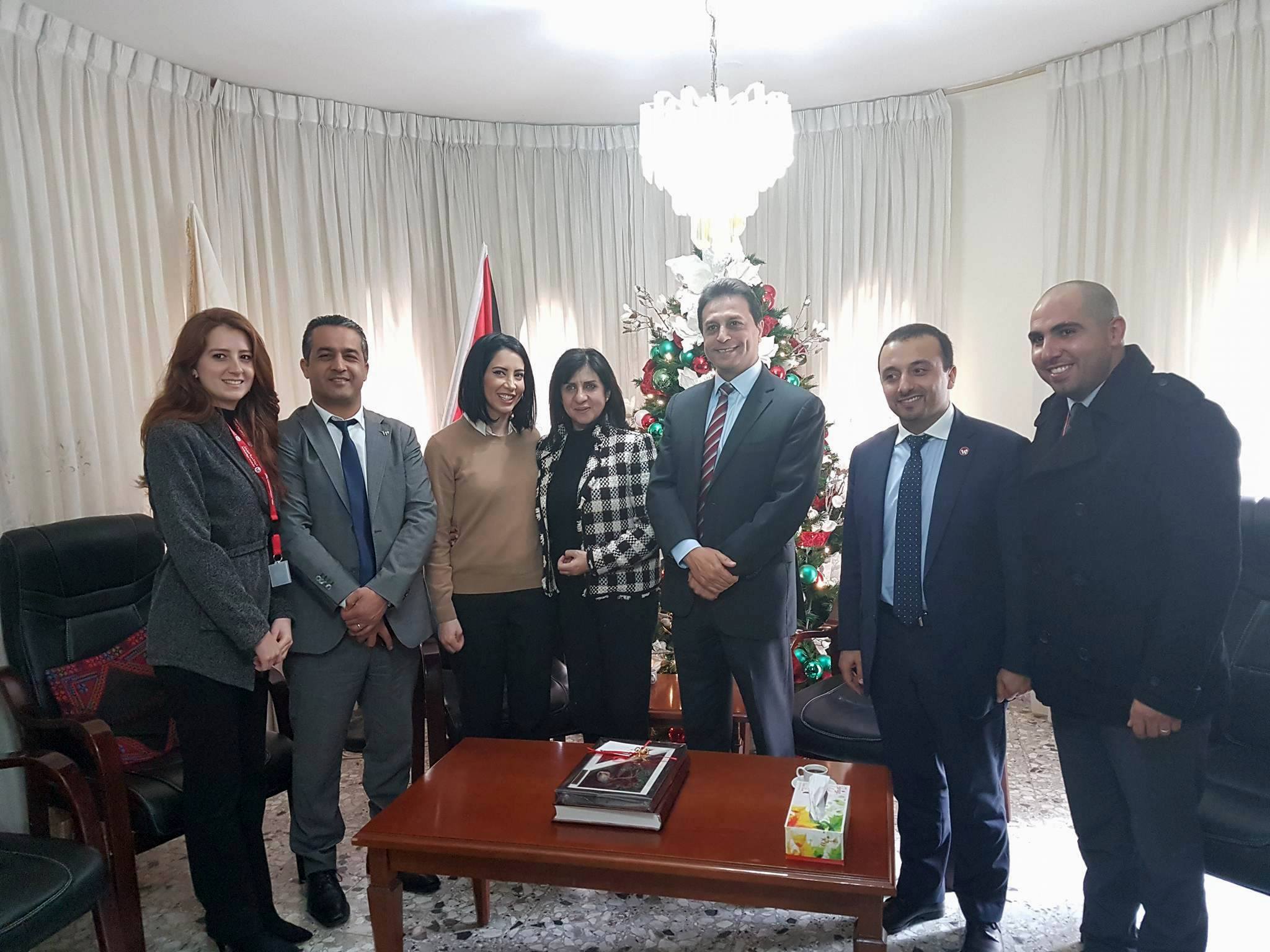 الرئيس التنفيذي لشركة الوطنية موبايل يلتقي رئيسة بلدية بيت لحم