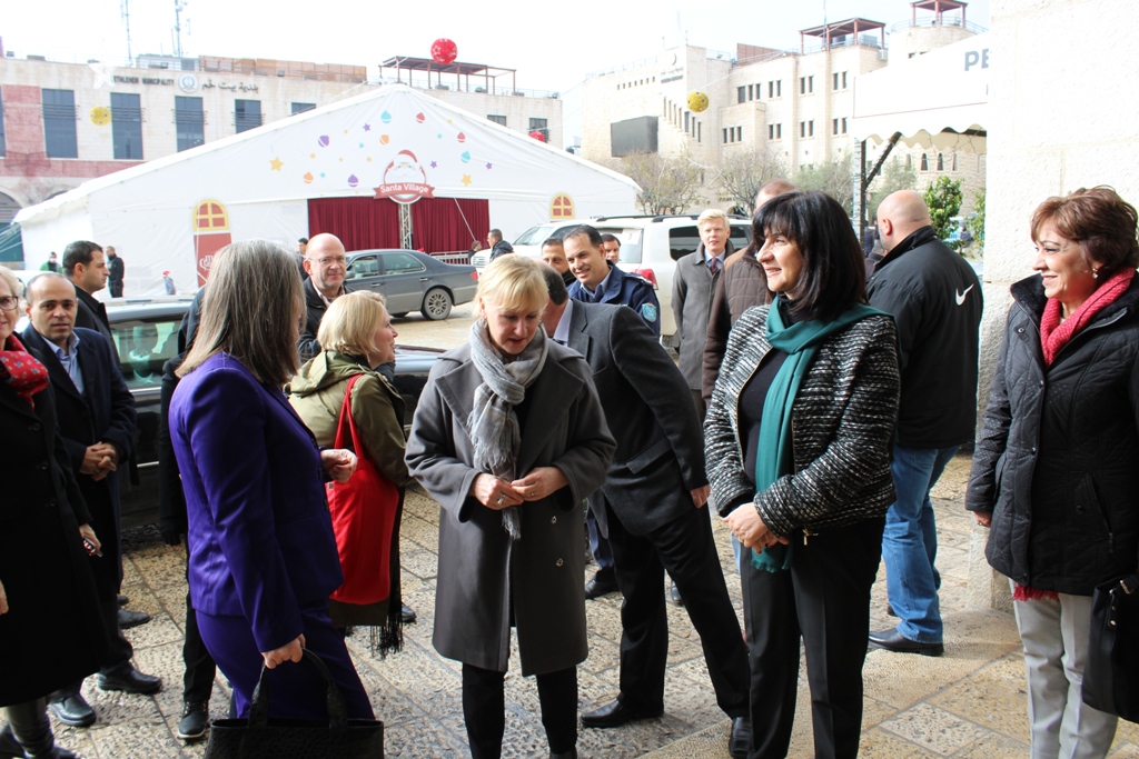  خلال زيارتها لمدينة بيت لحم وزيرة الشؤون الخارجية السويدية تلتقي معايعة وبابون