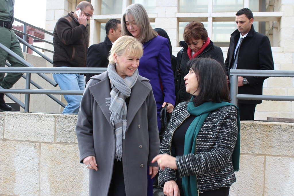  خلال زيارتها لمدينة بيت لحم وزيرة الشؤون الخارجية السويدية تلتقي معايعة وبابون