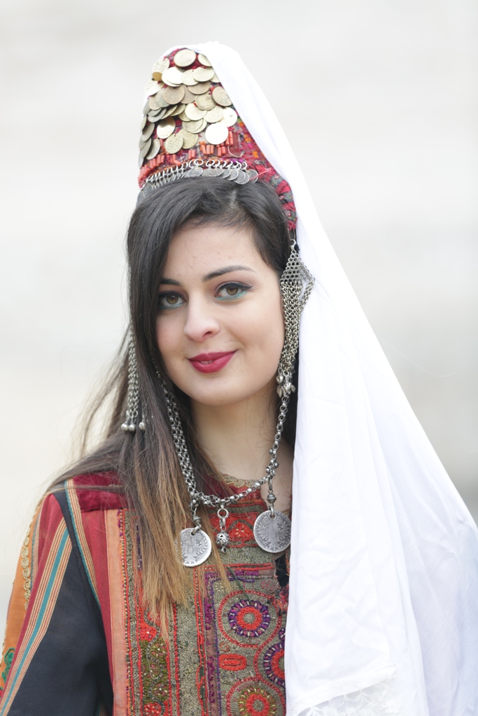 رئيسة بلدية بيت لحم تشارك في إستقبال غبطة المدبر الرسولي في مدينة بيت لحم 