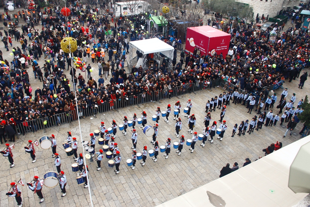 رئيسة بلدية بيت لحم تشارك في إستقبال غبطة المدبر الرسولي في مدينة بيت لحم 