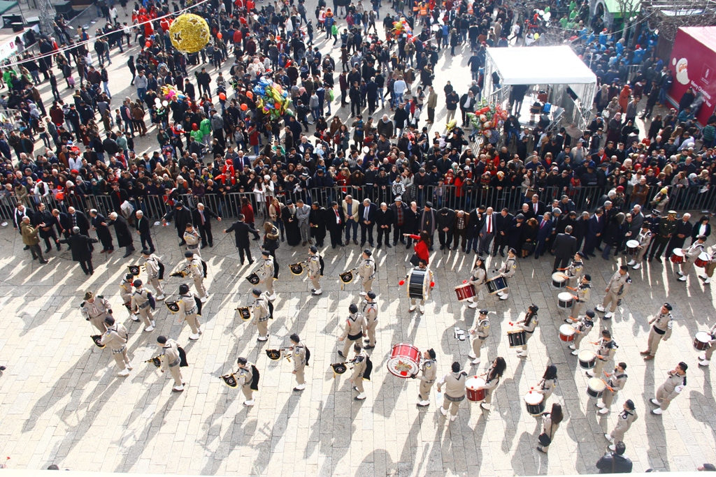 رئيسة بلدية بيت لحم تشارك في إستقبال غبطة المدبر الرسولي في مدينة بيت لحم 