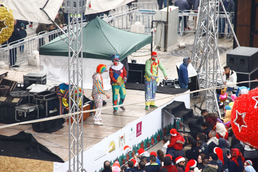 رئيسة بلدية بيت لحم تشارك في إستقبال غبطة المدبر الرسولي في مدينة بيت لحم 