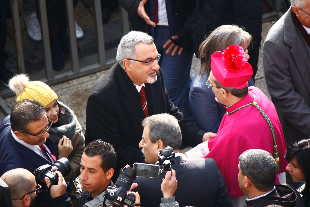 رئيسة بلدية بيت لحم تشارك في إستقبال غبطة المدبر الرسولي في مدينة بيت لحم 