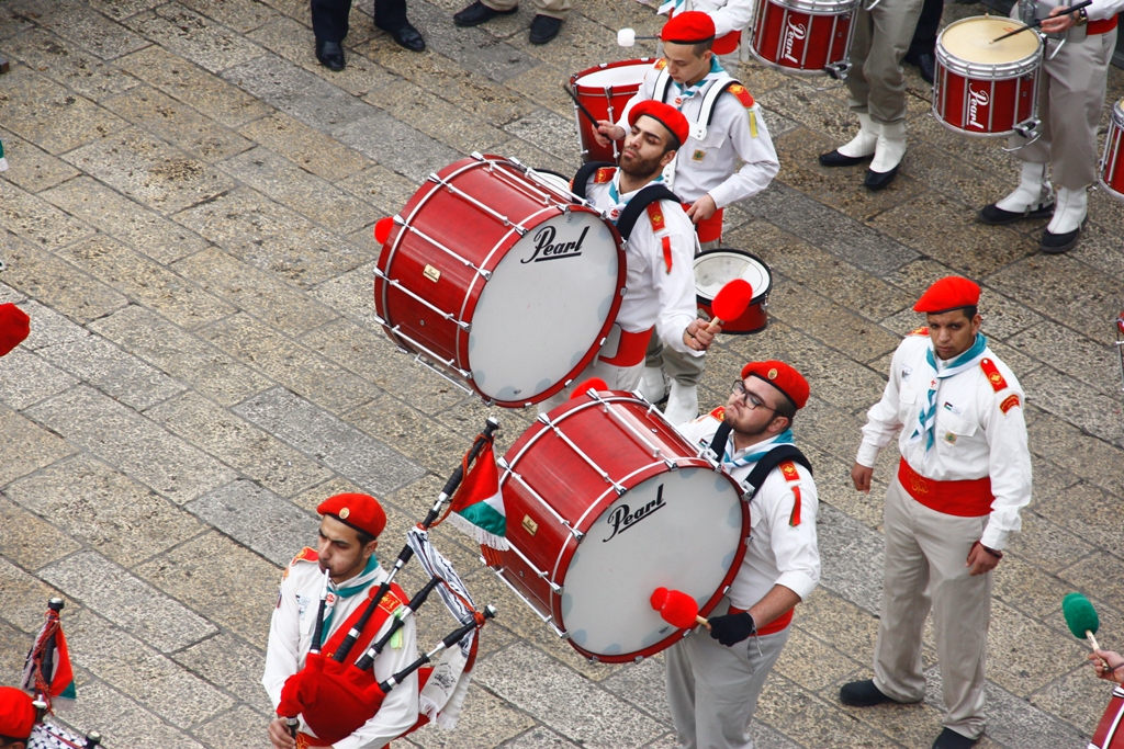 رئيسة بلدية بيت لحم تشارك في إستقبال غبطة المدبر الرسولي في مدينة بيت لحم 