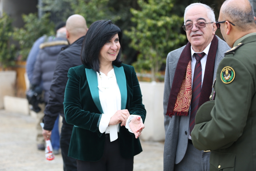 رئيسة بلدية بيت لحم تشارك في إستقبال غبطة المدبر الرسولي في مدينة بيت لحم 