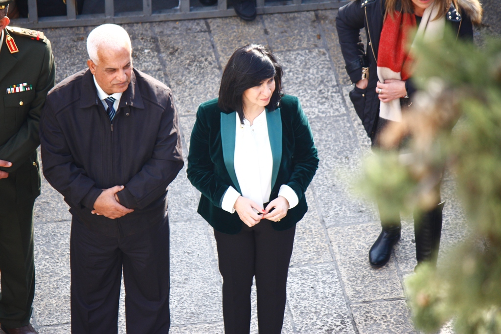 رئيسة بلدية بيت لحم تشارك في إستقبال غبطة المدبر الرسولي في مدينة بيت لحم 