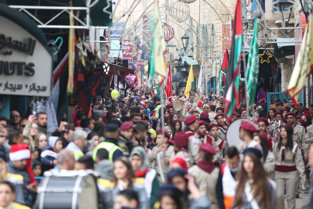 رئيسة بلدية بيت لحم تشارك في إستقبال غبطة المدبر الرسولي في مدينة بيت لحم 